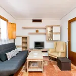 Holi-Rent Estrella