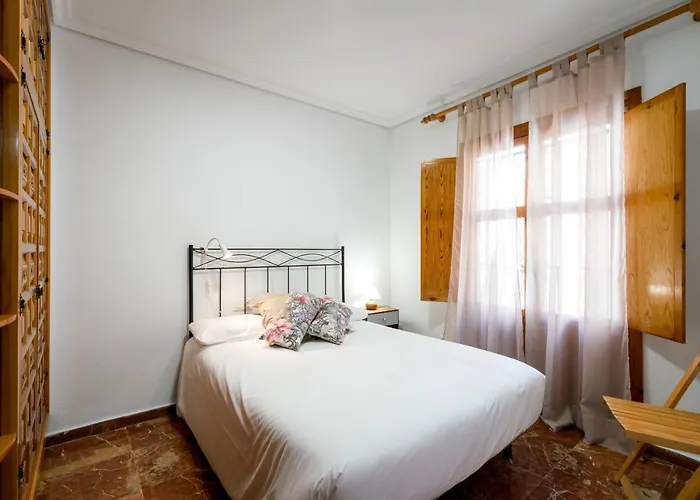Holi-Rent Estrella